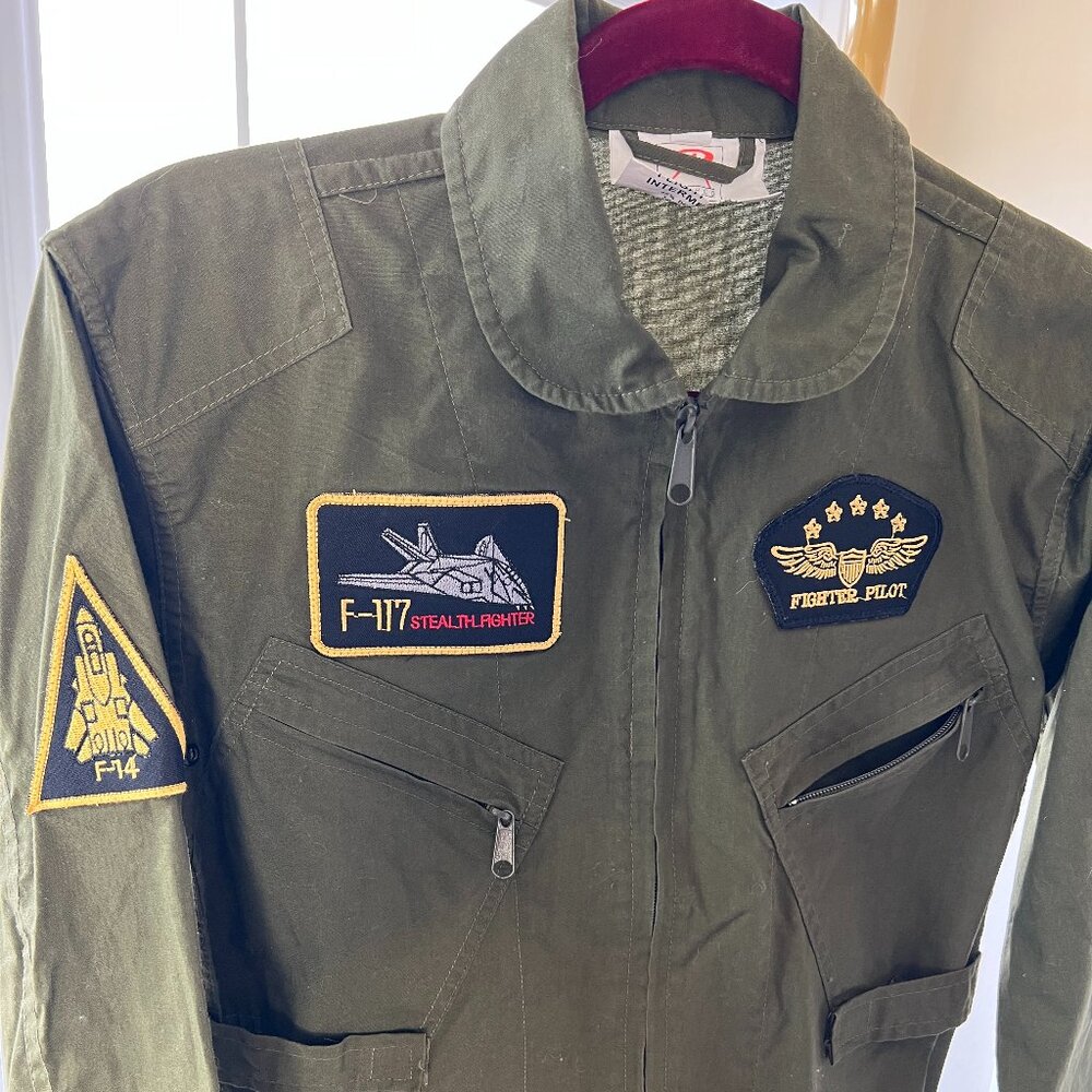 Kids' flight suit, excellent condition, size youth large.